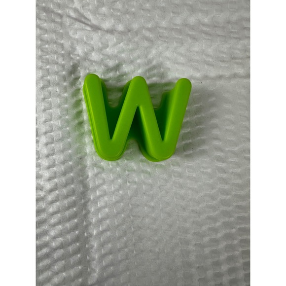 Letter "W" for Elmo On The‎ Go learning game. - Picture 1 of 4